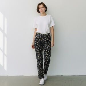 Floral Straight Leg Pants in Navy
